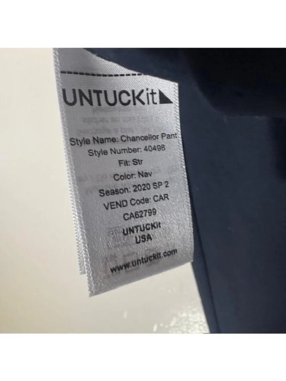 UNTUCKit Chancellor Pants Mens 33x30 Navy Straight Fit Dress Microfiber Casual